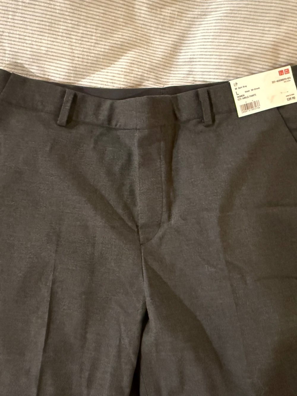 Uniqlo dress pants - L